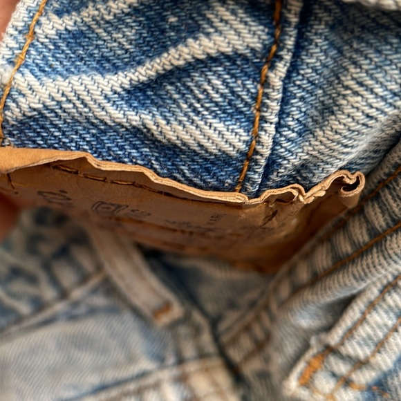 Vintage Levi's women's 34x32" - Picture 14 of 14